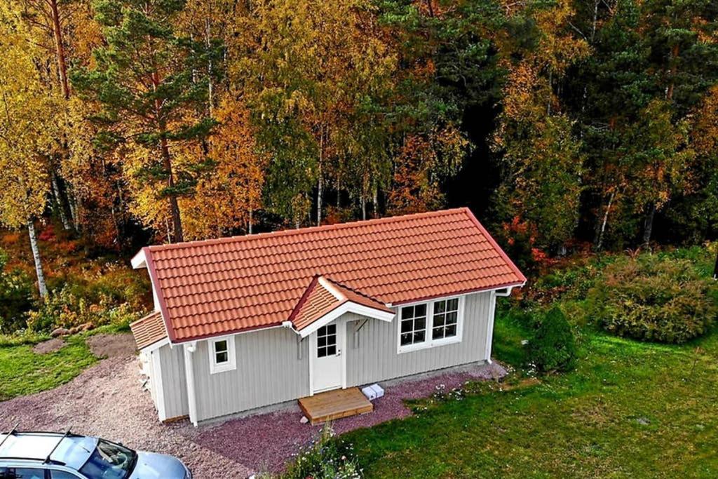 Nybyggd Stuga Intill Skogsbrynet - New Built Cottage Next To The Cowberry Forest Mora Ngoại thất bức ảnh